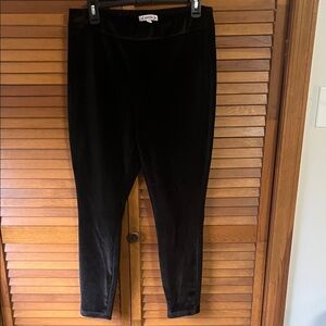 Nanette Lepore Black Velvet Pants Size Large